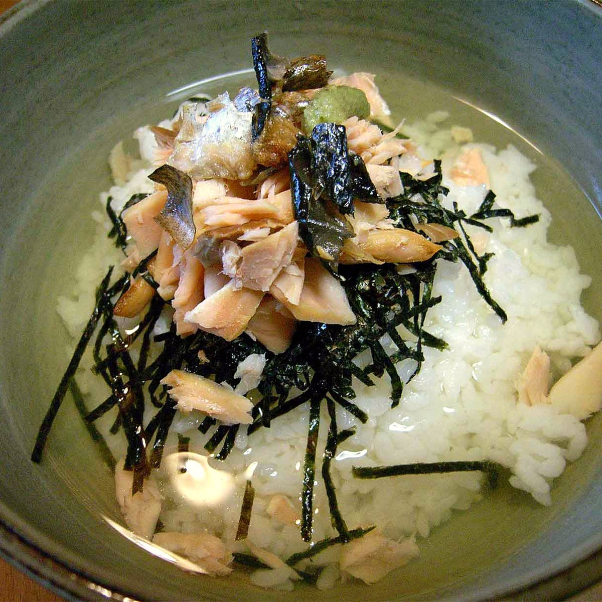 ごはんのお供・漬物（ごはんに盛り付けた例）